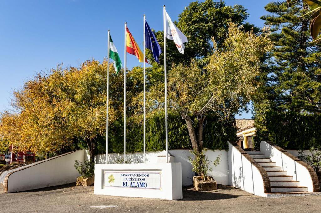Complejo Turistico El Alamo Ξενοδοχείο Hornachuelos Εξωτερικό φωτογραφία